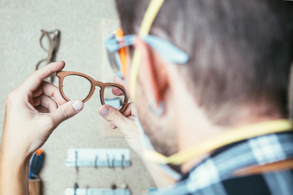 fabrication de lunettes
